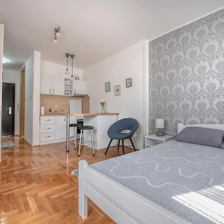 Stella Modern Apartment 2 Novi Sad Exterior photo