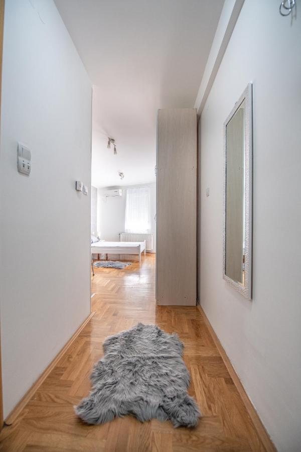 Stella Modern 2