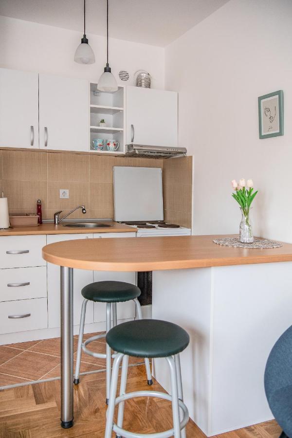Stella Modern 2 * Novi Sad